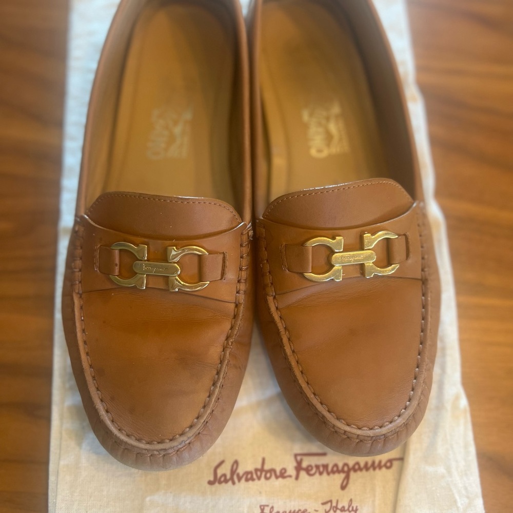 Salvatore Ferragamo Gancini Driver